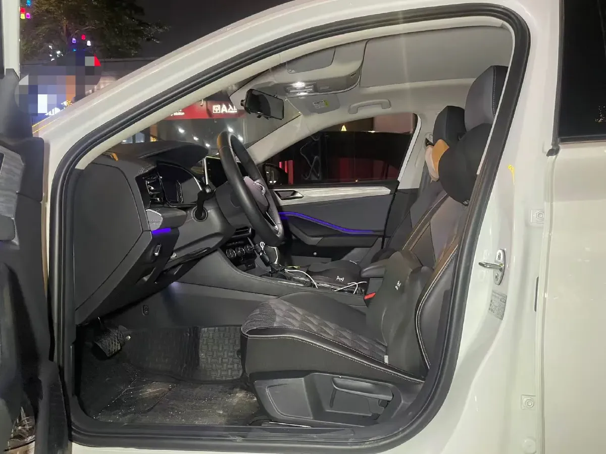 2024 Volkswagen Sagitar 1.5T 160HP L4 7DCT,autocango,china used car exporter,china ev exporter,chinese used car exporter,chinese used ev exporter