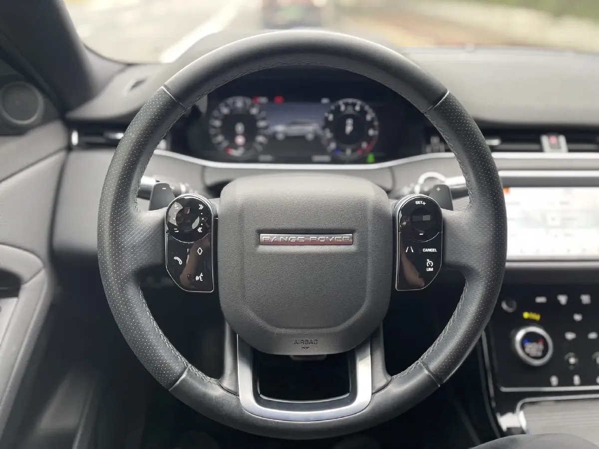 2020 Land Rover Range Rover Evoque 2.0T 249HP L4 9AT,autocango,china used car exporter,china ev exporter,chinese used car exporter,chinese used ev exporter