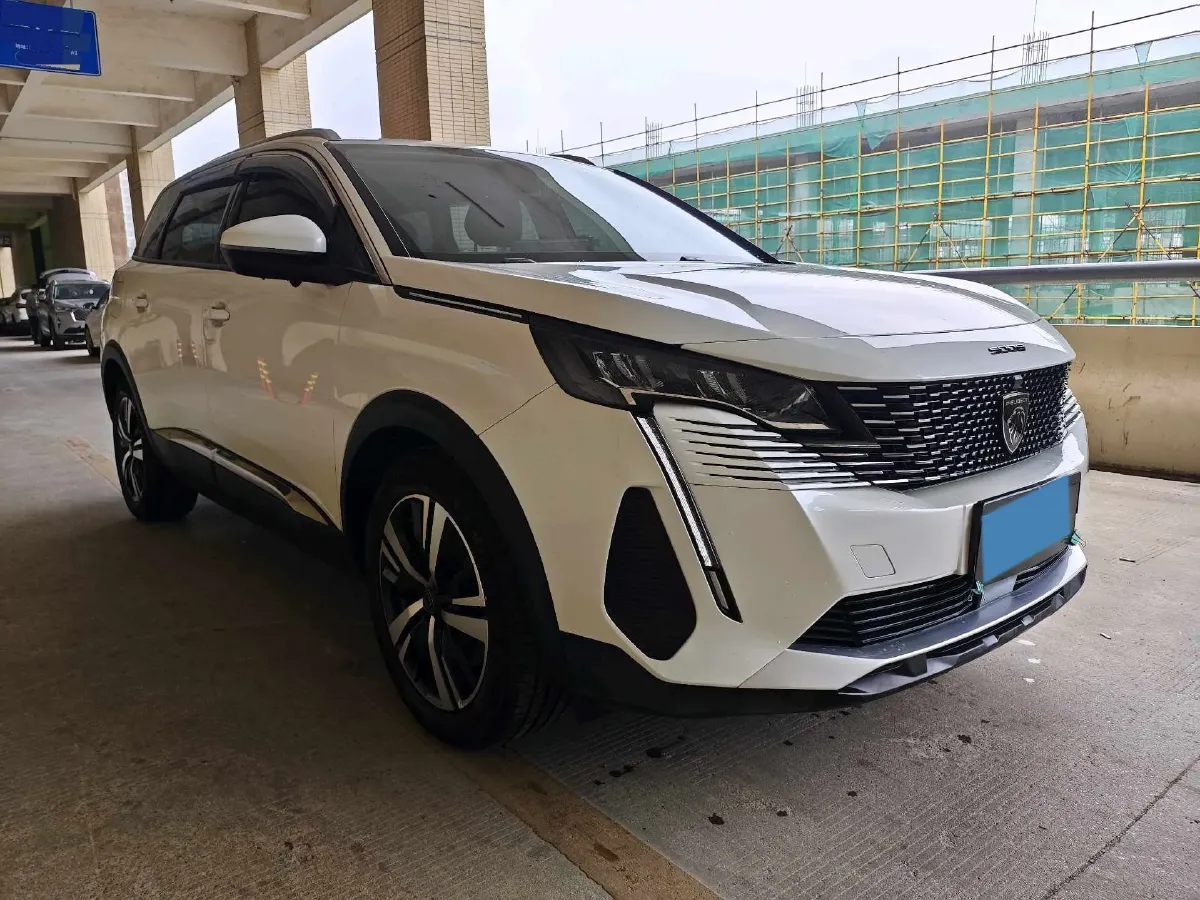 2023 Peugeot 5008 1.8T 211HP L4 8AT,autocango,china used car exporter,china ev exporter,chinese used car exporter,chinese used ev exporter
