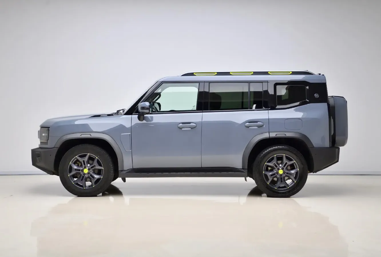 2023 Jetour Traveller 2.0T 254HP L4 7DCT,autocango,china used car exporter,china ev exporter,chinese used car exporter,chinese used ev exporter