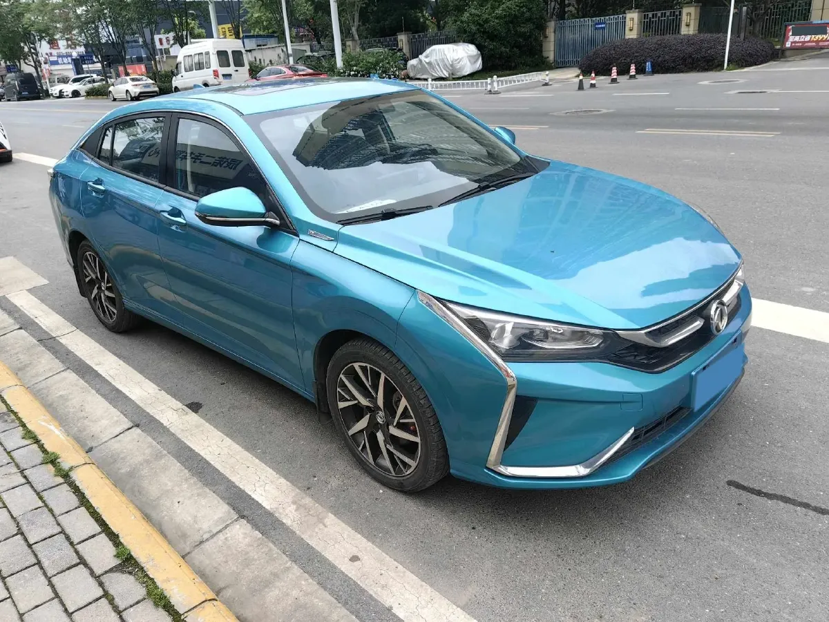2020 DongFeng Aeolus YiXuan 1.5T 150HP L4 6DCT,autocango,china used car exporter,china ev exporter,chinese used car exporter,chinese used ev exporter