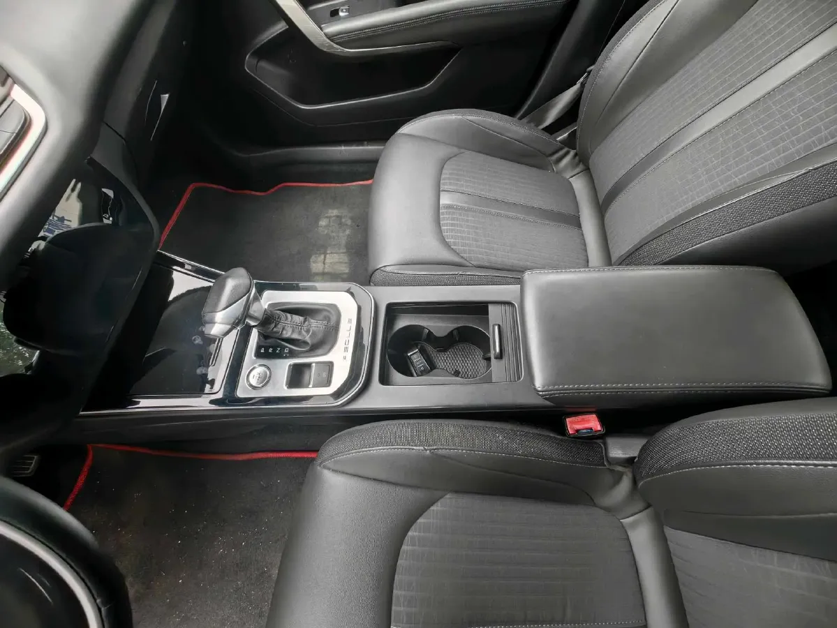 2020 DongFeng Aeolus YiXuan 1.5T 150HP L4 6DCT,autocango,china used car exporter,china ev exporter,chinese used car exporter,chinese used ev exporter