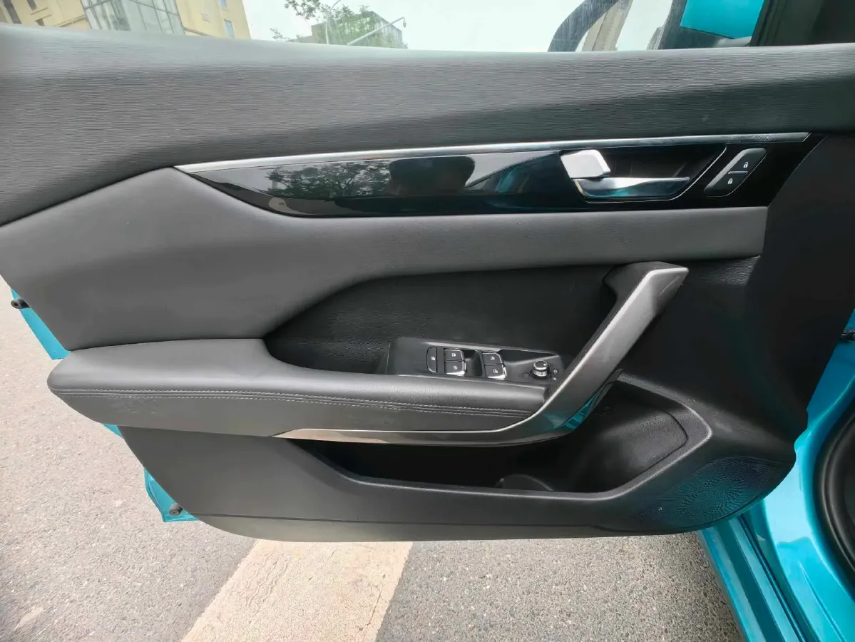 2020 DongFeng Aeolus YiXuan 1.5T 150HP L4 6DCT,autocango,china used car exporter,china ev exporter,chinese used car exporter,chinese used ev exporter