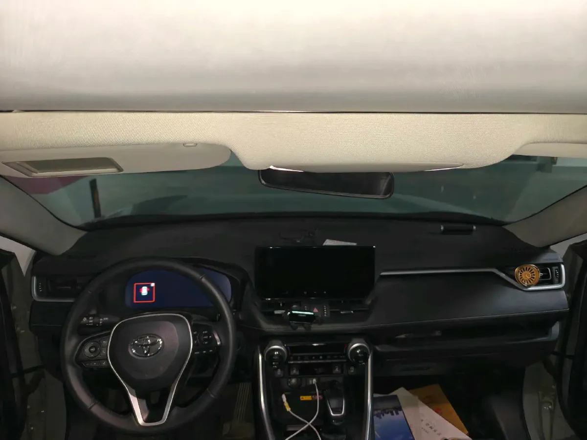 2024 Toyota RAV4 2.0L 171HP L4 CVT,autocango,china used car exporter,china ev exporter,chinese used car exporter,chinese used ev exporter