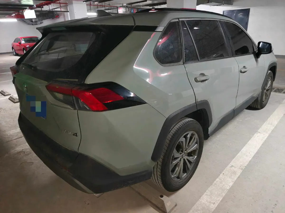 2024 Toyota RAV4 2.0L 171HP L4 CVT,autocango,china used car exporter,china ev exporter,chinese used car exporter,chinese used ev exporter