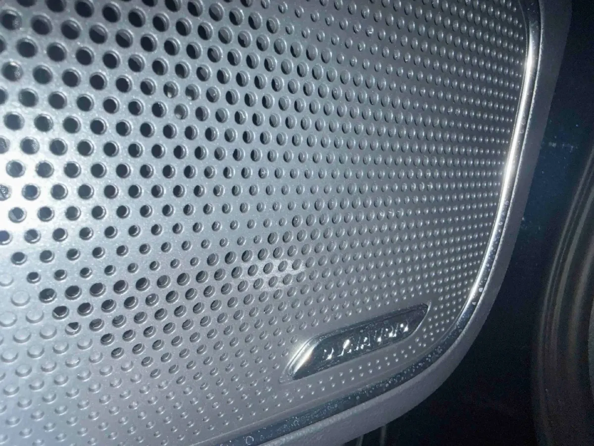 2025 HongQi H5 1.5T 169HP L4 1DHT Hybrid,autocango,china used car exporter,china ev exporter,chinese used car exporter,chinese used ev exporter