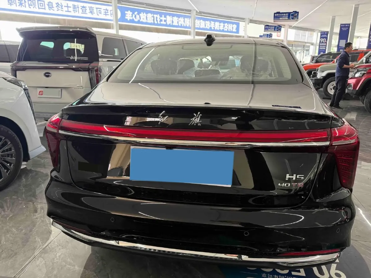 2025 HongQi H5 1.5T 169HP L4 1DHT Hybrid,autocango,china used car exporter,china ev exporter,chinese used car exporter,chinese used ev exporter