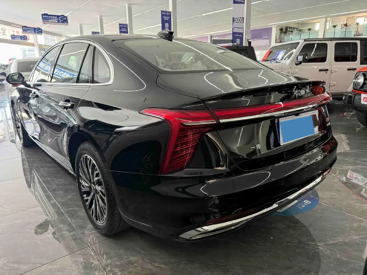 2025 HongQi H5 1.5T 169HP L4 1DHT Hybrid,autocango,china used car exporter,china ev exporter,chinese used car exporter,chinese used ev exporter