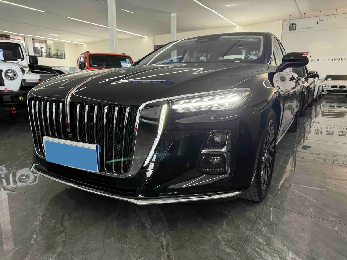 2025 HongQi H5 1.5T 169HP L4 1DHT Hybrid,autocango,china used car exporter,china ev exporter,chinese used car exporter,chinese used ev exporter
