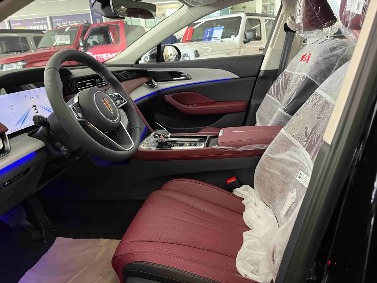 2025 HongQi H5 1.5T 169HP L4 1DHT Hybrid,autocango,china used car exporter,china ev exporter,chinese used car exporter,chinese used ev exporter