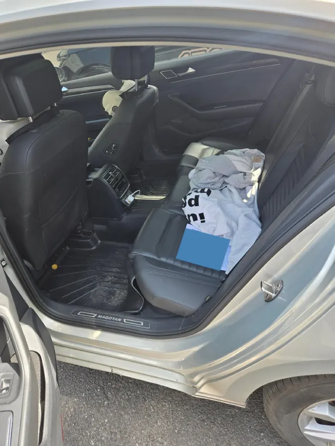 2018 Volkswagen Magotan 1.8T 180HP L4 7DCT,autocango,china used car exporter,china ev exporter,chinese used car exporter,chinese used ev exporter