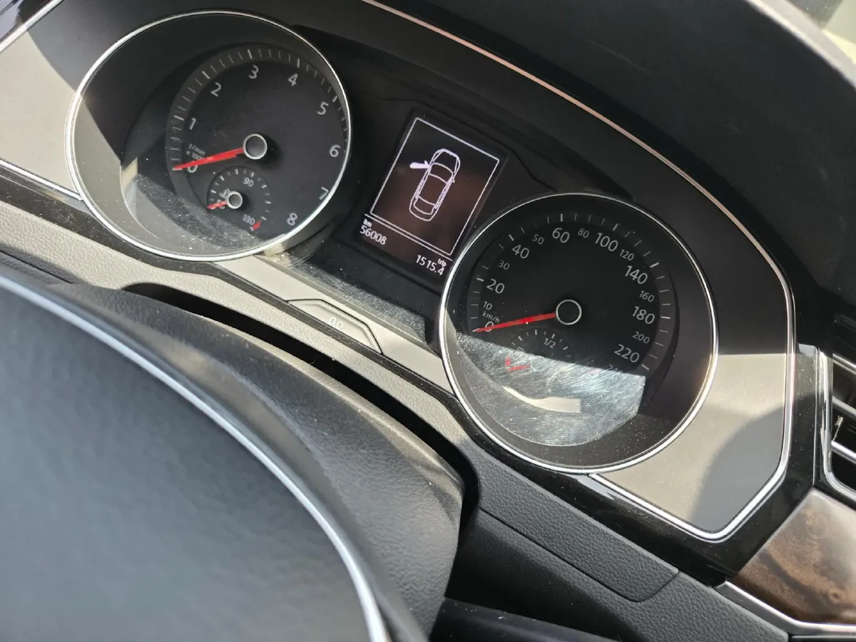 2018 Volkswagen Magotan 1.8T 180HP L4 7DCT,autocango,china used car exporter,china ev exporter,chinese used car exporter,chinese used ev exporter