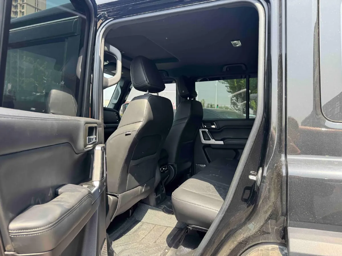 2024 212 212 T01 2.0T 252HP L4 8AT,autocango,china used car exporter,china ev exporter,chinese used car exporter,chinese used ev exporter