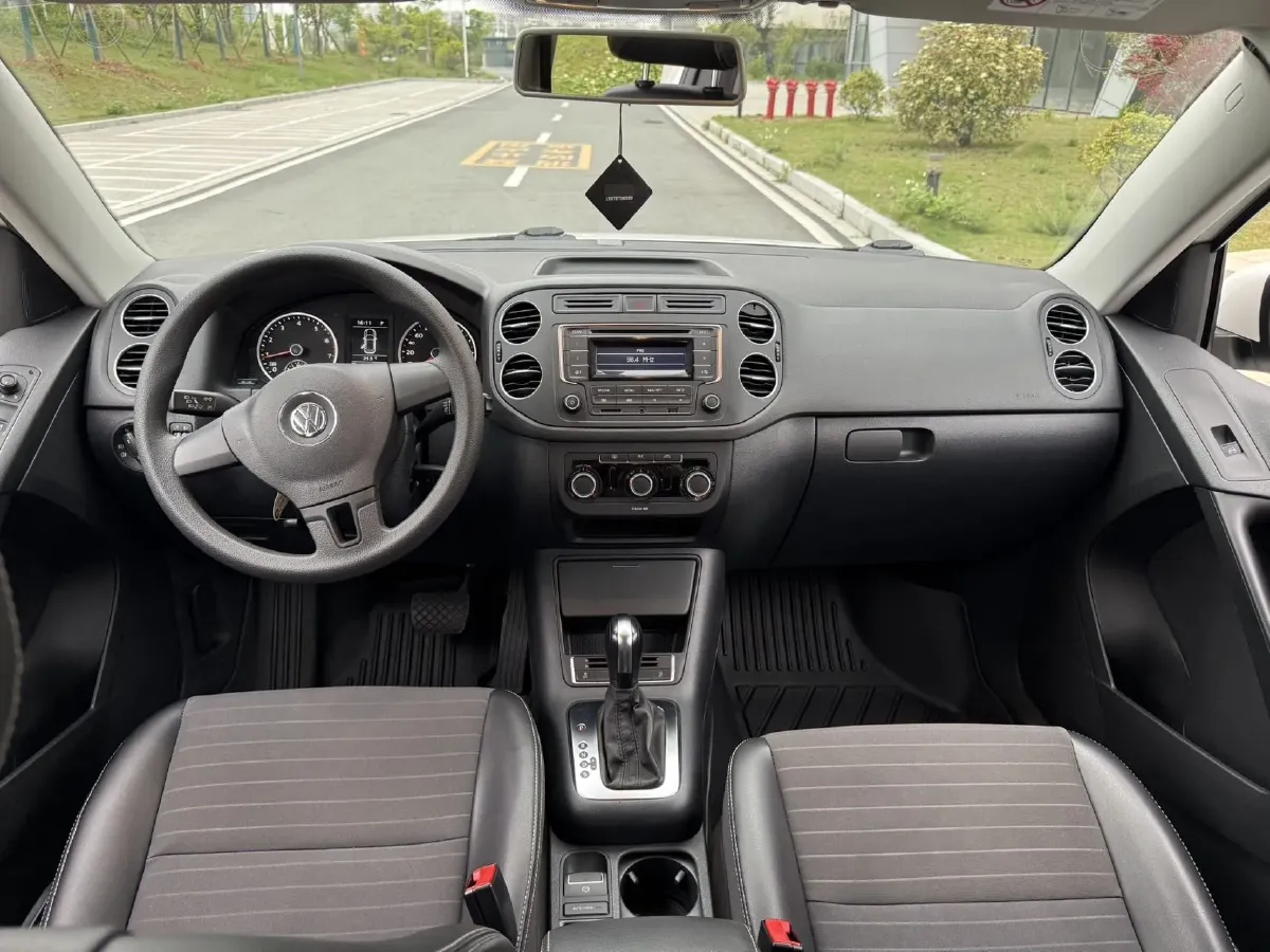 2017 MAXUS T60 2.0T 224HP L4 6AT,autocango,china used car exporter,china ev exporter,chinese used car exporter,chinese used ev exporter