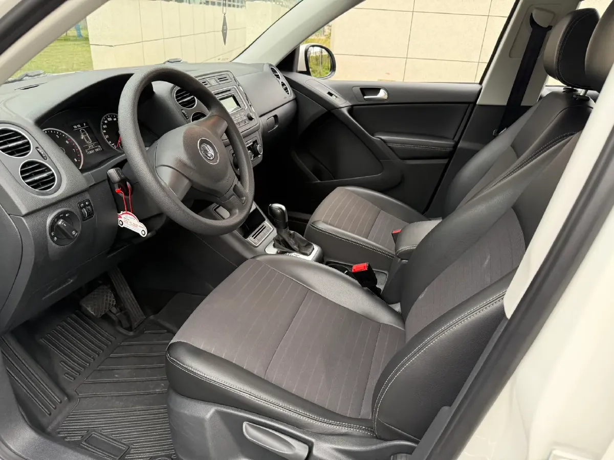 2017 MAXUS T60 2.0T 224HP L4 6AT,autocango,china used car exporter,china ev exporter,chinese used car exporter,chinese used ev exporter