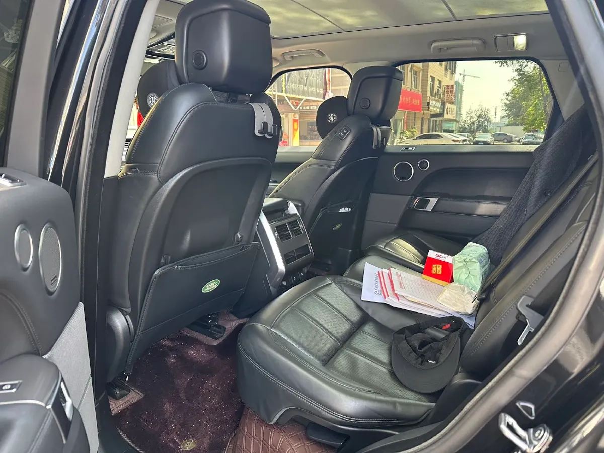 2021 Land Rover Range Rover Sport 2.0T 300HP L4 8AT PHEV 13.1KWH,autocango,china used car exporter,china ev exporter,chinese used car exporter,chinese used ev exporter