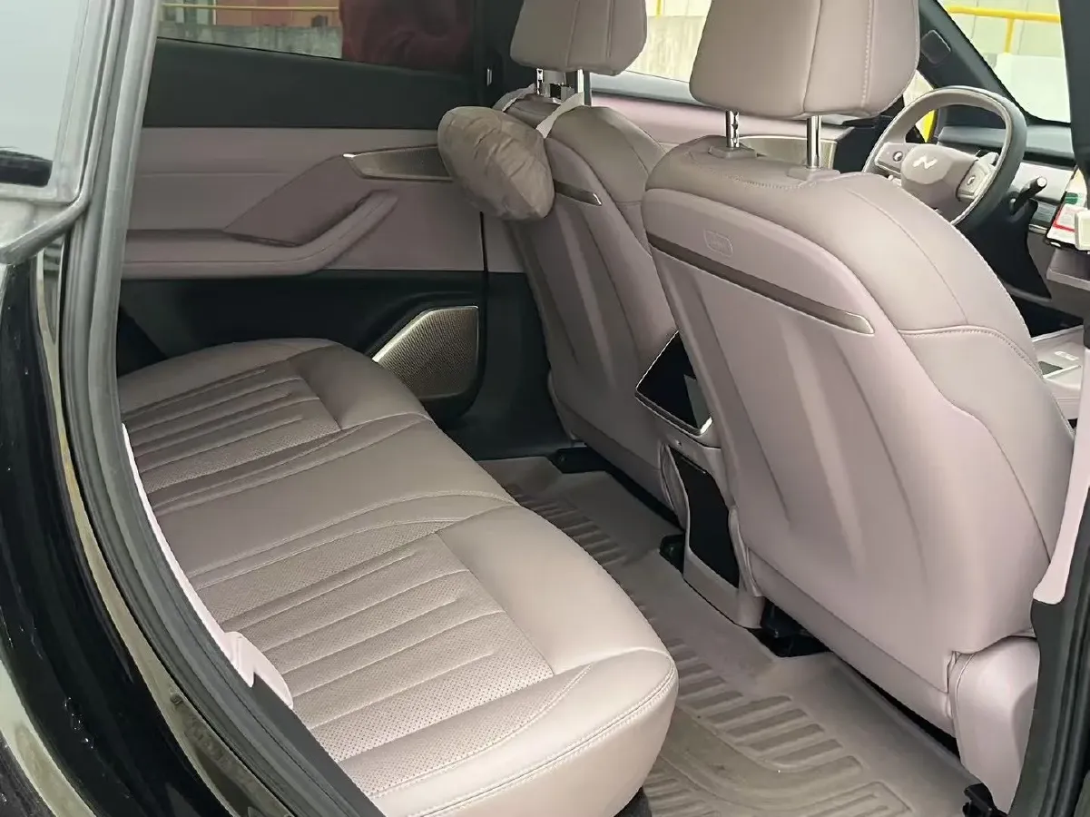 2024 ONVO L60 BEV 60KWH,autocango,china used car exporter,china ev exporter,chinese used car exporter,chinese used ev exporter