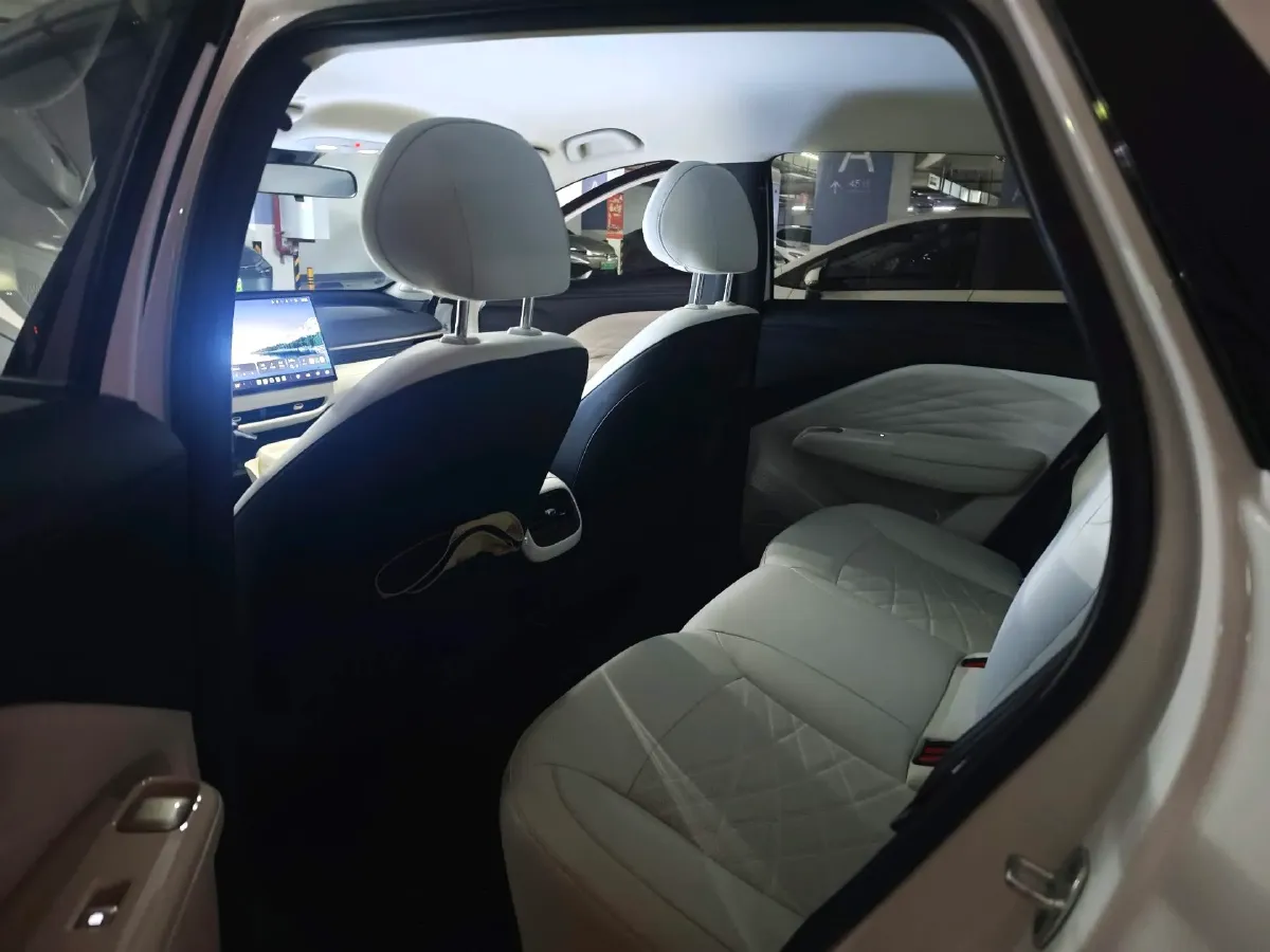 2025 ARCFOX T1 BEV,autocango,china used car exporter,china ev exporter,chinese used car exporter,chinese used ev exporter