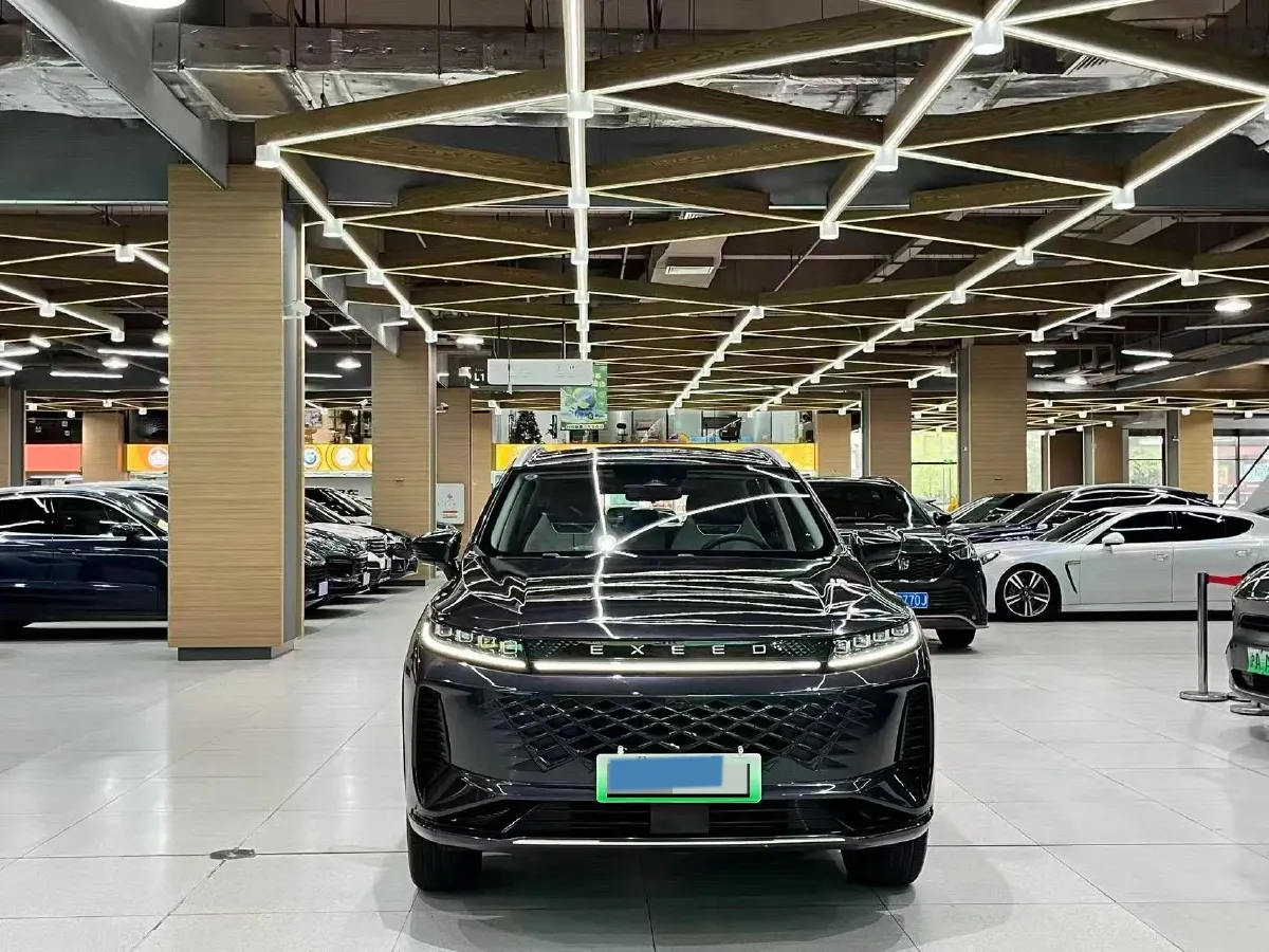 2024 Exceed LXC-DM 1.5T 156HP L4 3DHT PHEV 19.27KWH,autocango,china used car exporter,china ev exporter,chinese used car exporter,chinese used ev exporter