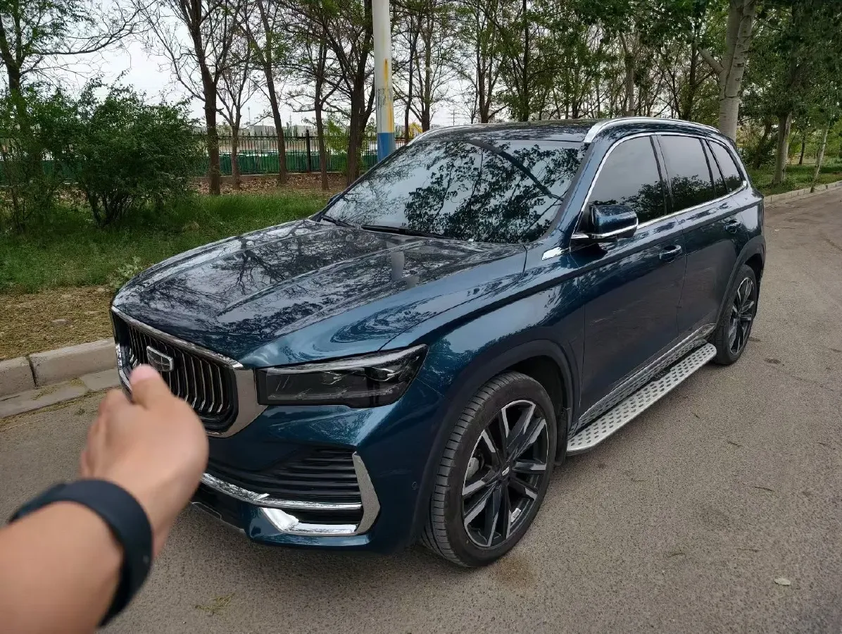 2021 Geely Monjaro 2.0T 218HP L4 7DCT,autocango,china used car exporter,china ev exporter,chinese used car exporter,chinese used ev exporter