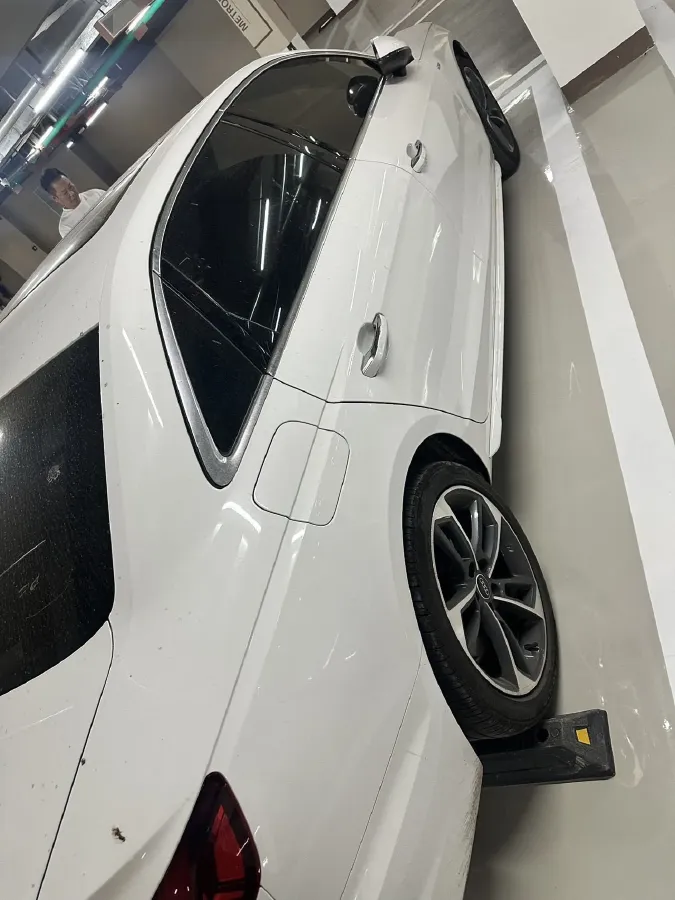 2023 Audi A4L 2.0T 190HP L4 7DCT,autocango,china used car exporter,china ev exporter,chinese used car exporter,chinese used ev exporter