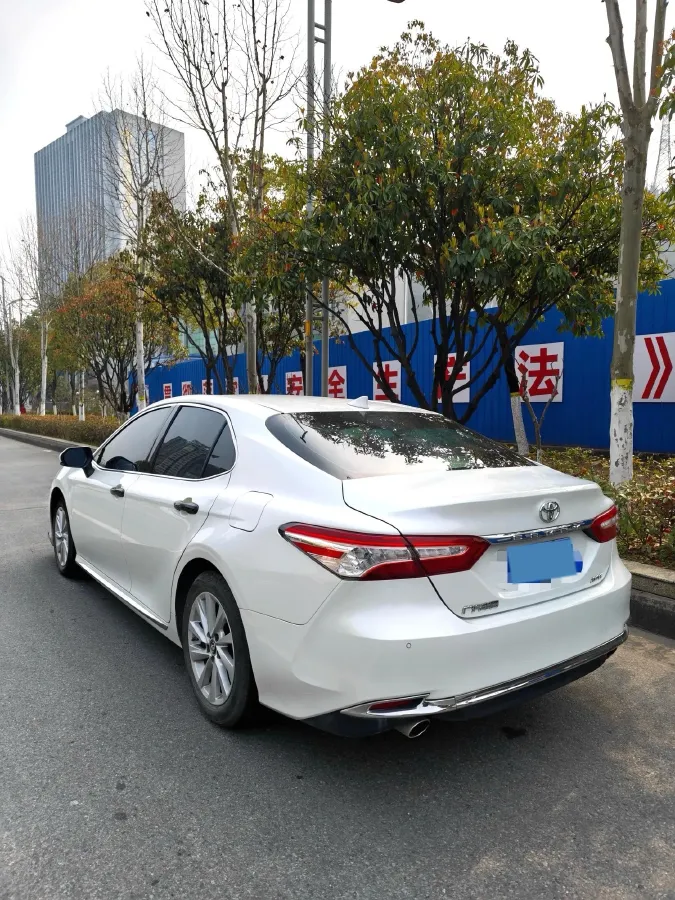 2023 Toyota Camry 2.0L 177HP L4 CVT,autocango,china used car exporter,china ev exporter,chinese used car exporter,chinese used ev exporter