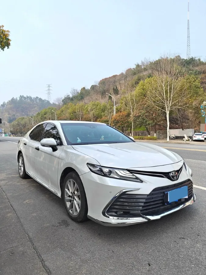 2023 Toyota Camry 2.0L 177HP L4 CVT,autocango,china used car exporter,china ev exporter,chinese used car exporter,chinese used ev exporter