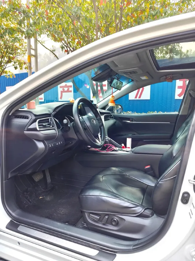 2023 Toyota Camry 2.0L 177HP L4 CVT,autocango,china used car exporter,china ev exporter,chinese used car exporter,chinese used ev exporter