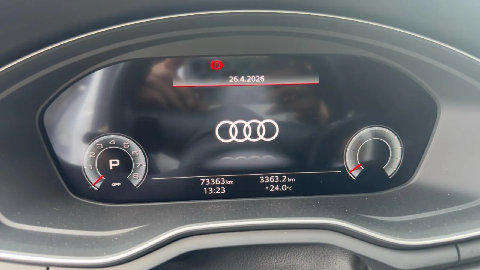 2023 Audi A4L 2.0T 190HP L4 7DCT,autocango,china used car exporter,china ev exporter,chinese used car exporter,chinese used ev exporter