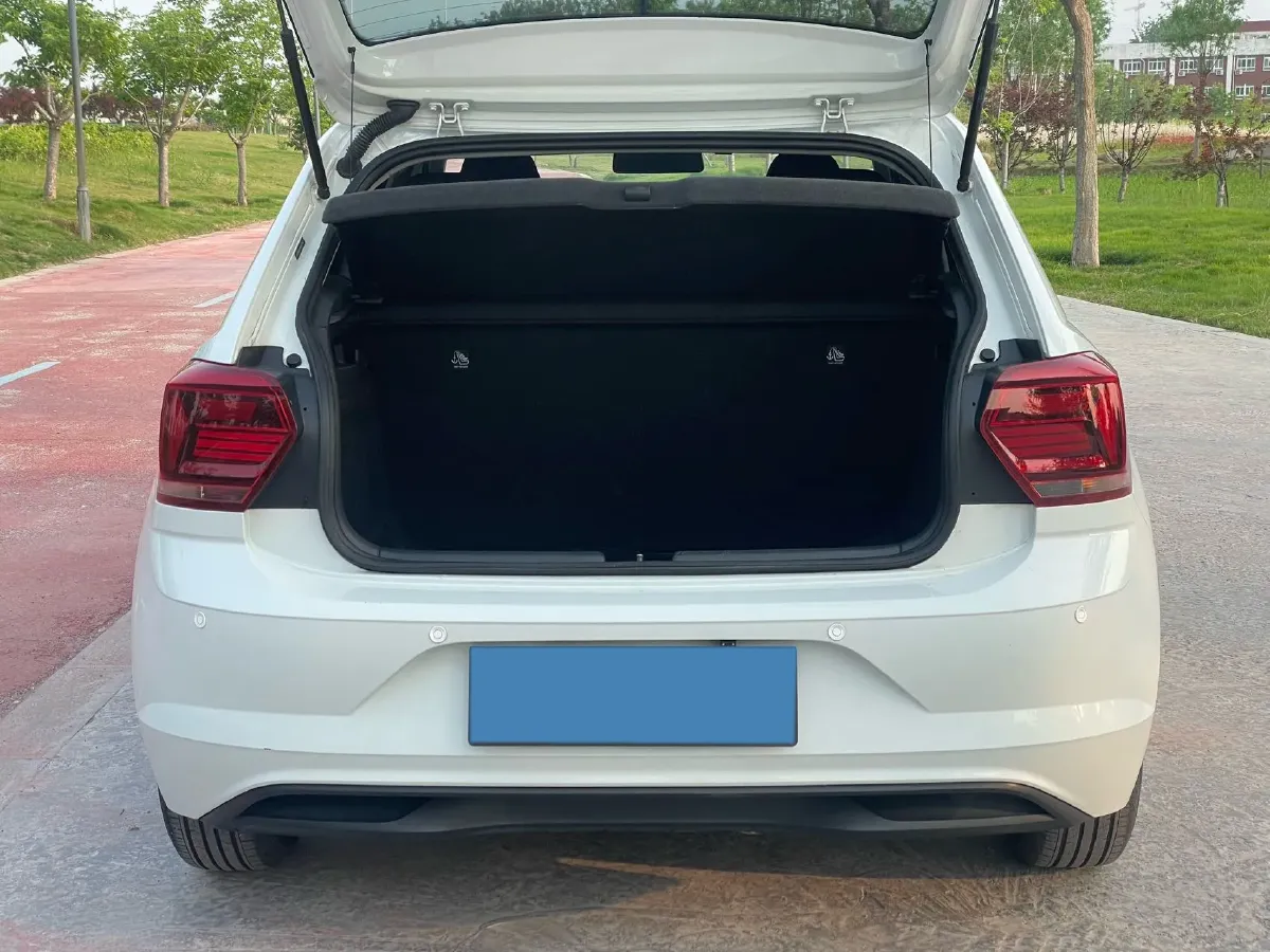 2023 Volkswagen Polo 1.5L 113HP L4 6AT,autocango,china used car exporter,china ev exporter,chinese used car exporter,chinese used ev exporter