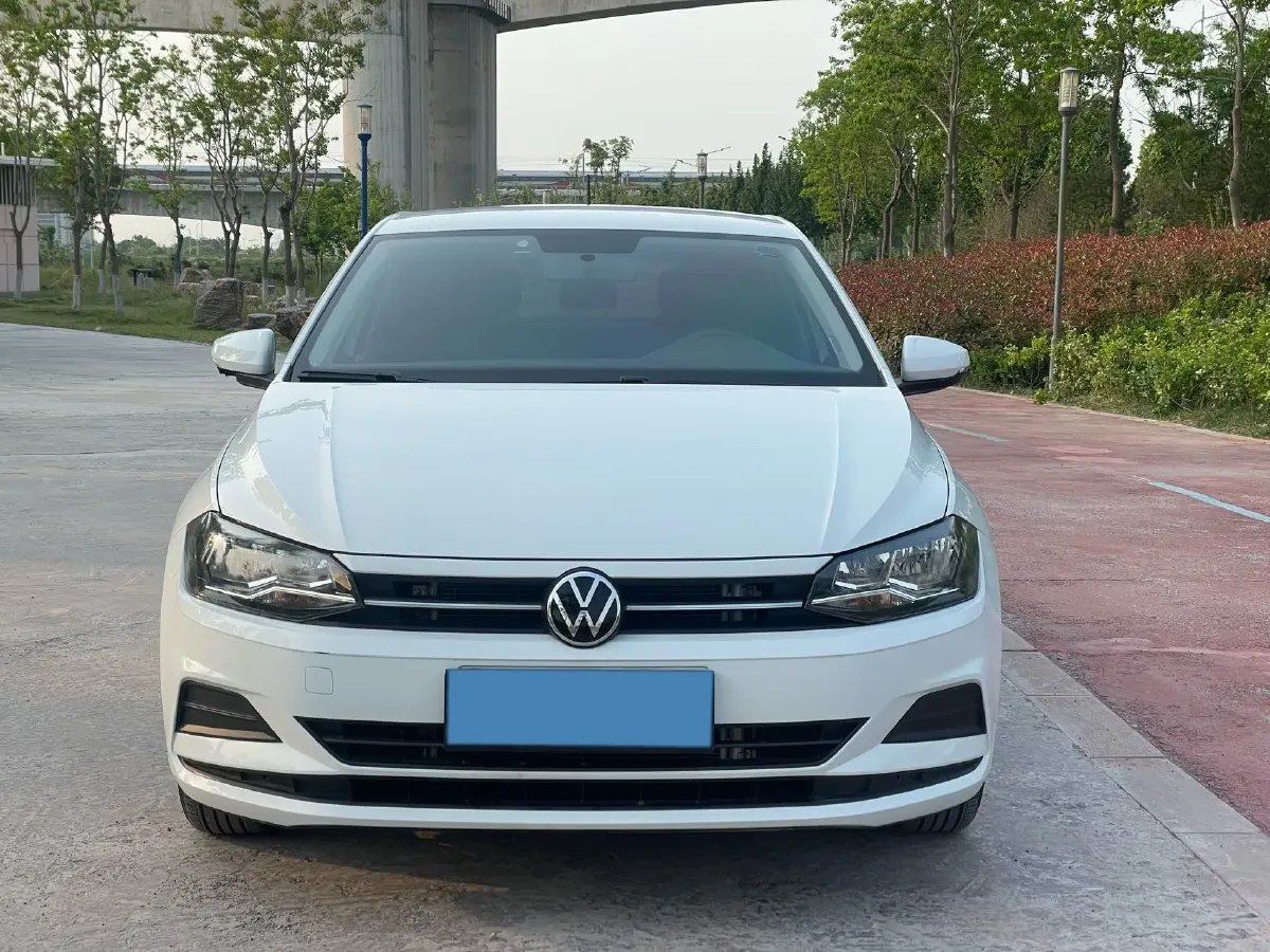 2023 Volkswagen Polo 1.5L 113HP L4 6AT,autocango,china used car exporter,china ev exporter,chinese used car exporter,chinese used ev exporter