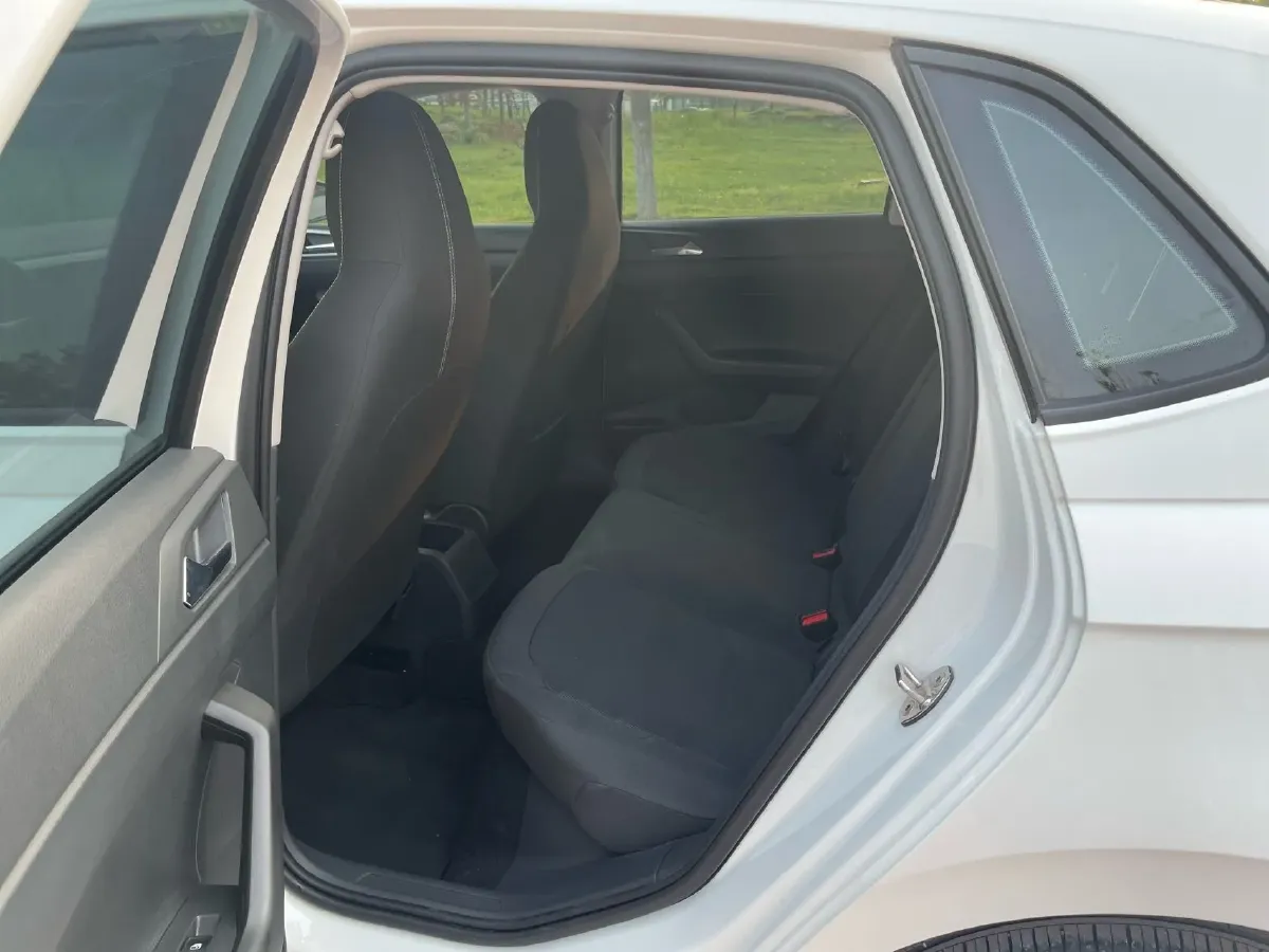 2023 Volkswagen Polo 1.5L 113HP L4 6AT,autocango,china used car exporter,china ev exporter,chinese used car exporter,chinese used ev exporter