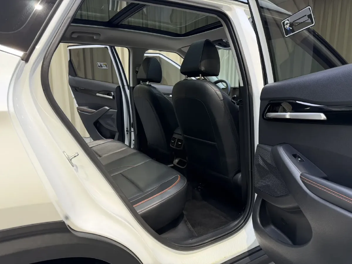 2023 Kia Seltos 1.5L 115HP L4 CVT,autocango,china used car exporter,china ev exporter,chinese used car exporter,chinese used ev exporter