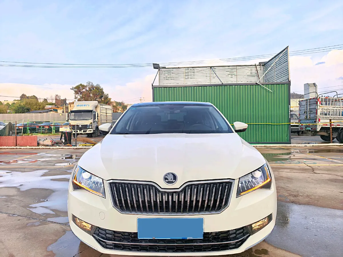 2018 Nissan Terra 2.5L 184HP L4 7AT,autocango,china used car exporter,china ev exporter,chinese used car exporter,chinese used ev exporter