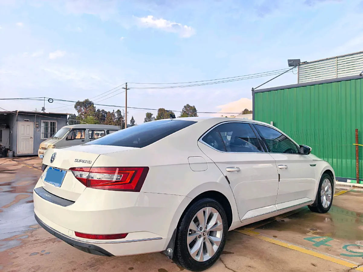 2018 Nissan Terra 2.5L 184HP L4 7AT,autocango,china used car exporter,china ev exporter,chinese used car exporter,chinese used ev exporter