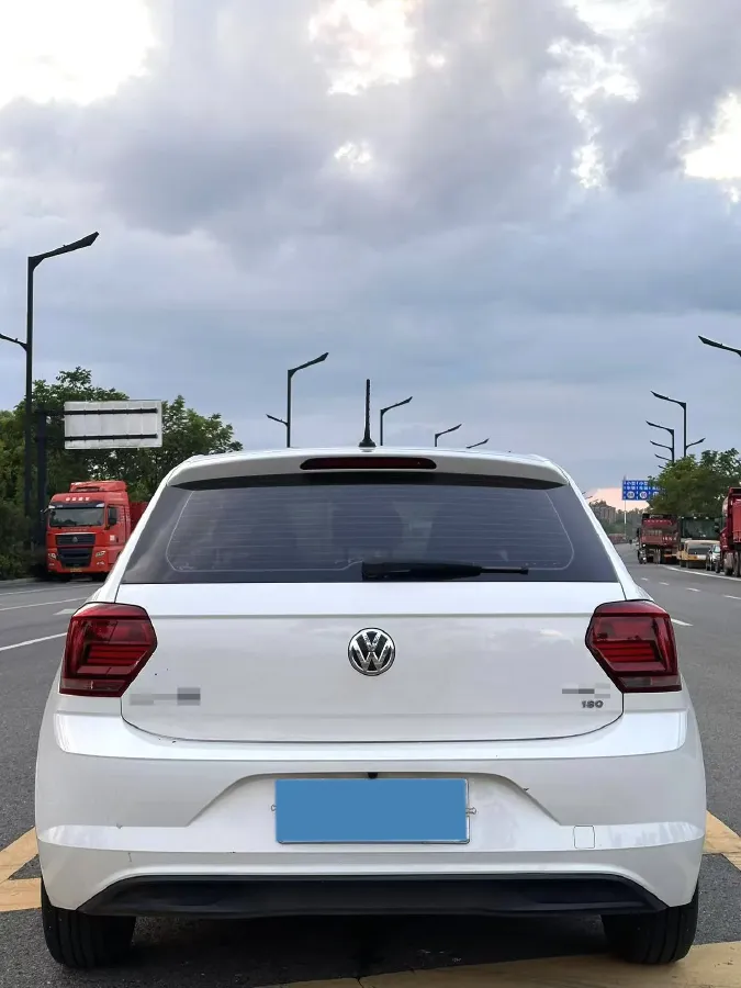 2019 Volkswagen Polo 1.5L 113HP L4 6AT,autocango,china used car exporter,china ev exporter,chinese used car exporter,chinese used ev exporter