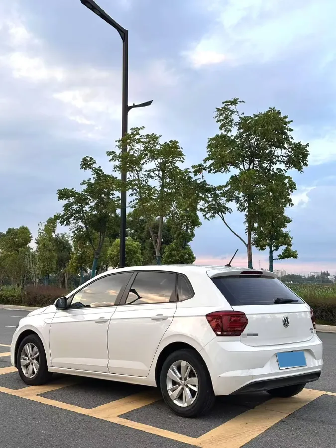 2019 Volkswagen Polo 1.5L 113HP L4 6AT,autocango,china used car exporter,china ev exporter,chinese used car exporter,chinese used ev exporter