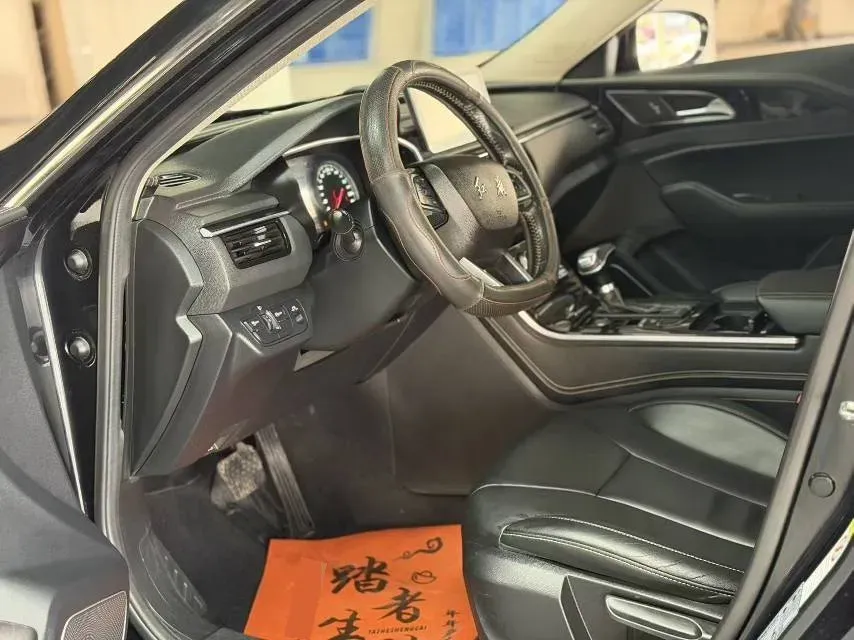 2019 HongQi H5 1.8T 180HP L4 6AT,autocango,china used car exporter,china ev exporter,chinese used car exporter,chinese used ev exporter
