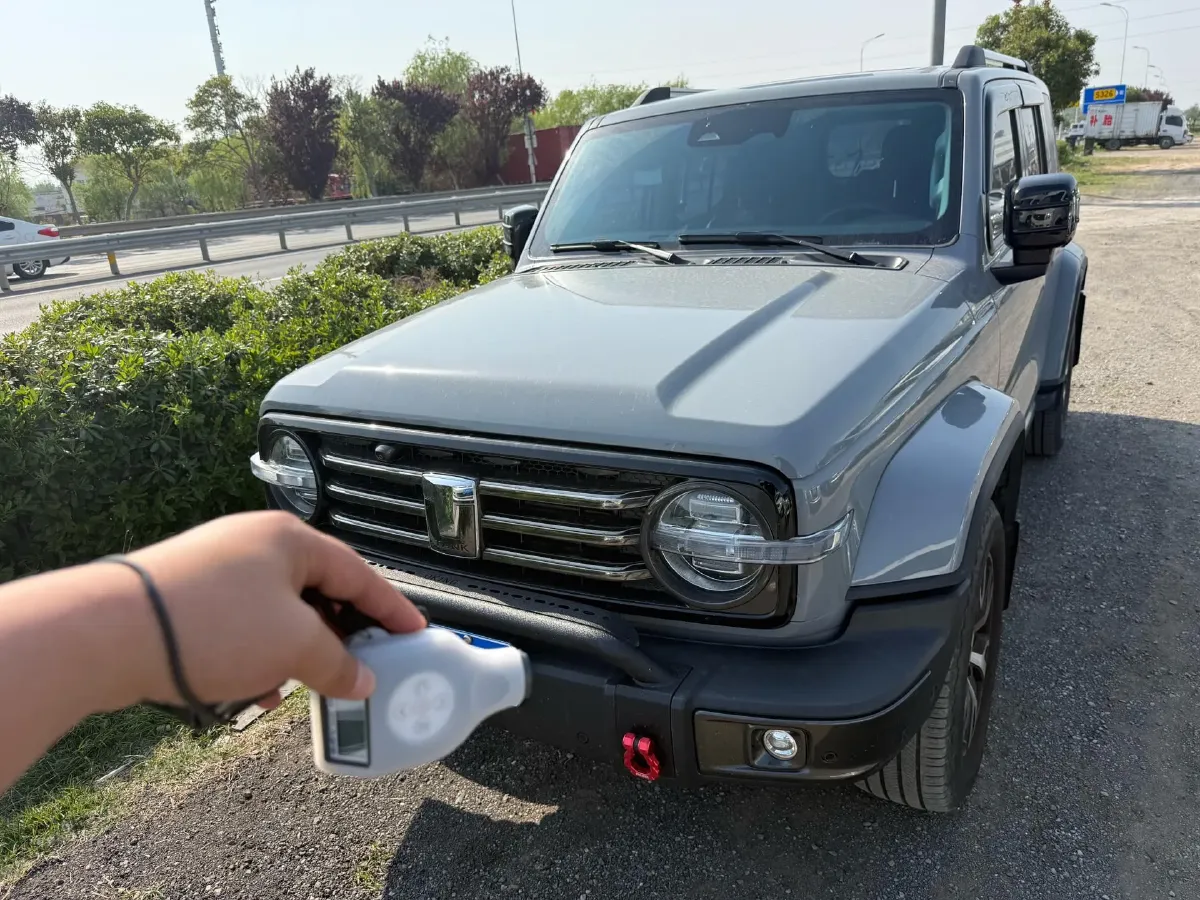 2023 Tank 300 2.0T 227HP L4 8AT,autocango,china used car exporter,china ev exporter,chinese used car exporter,chinese used ev exporter