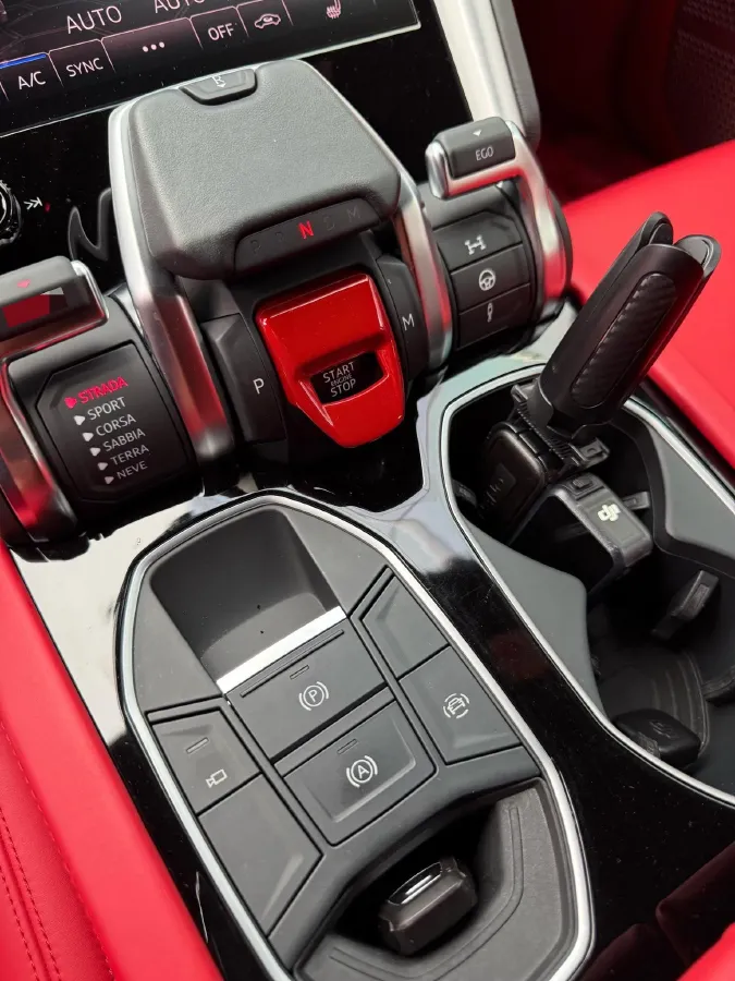 2018 Lamborghini Urus 4.0T 650HP V8 8AT,autocango,china used car exporter,china ev exporter,chinese used car exporter,chinese used ev exporter