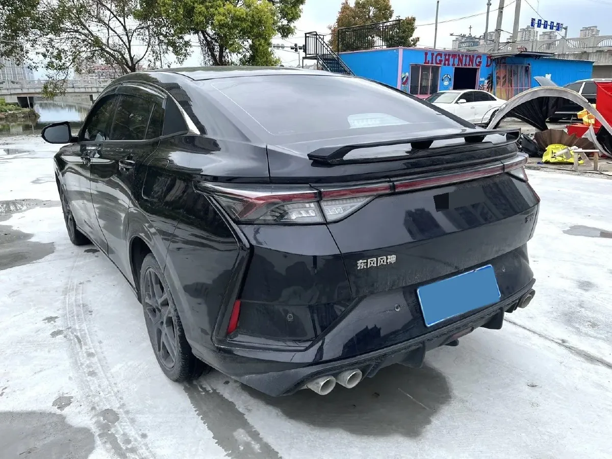 2023 DongFeng Aeolus YiXuan 1.5T 197HP L4 6DCT,autocango,china used car exporter,china ev exporter,chinese used car exporter,chinese used ev exporter
