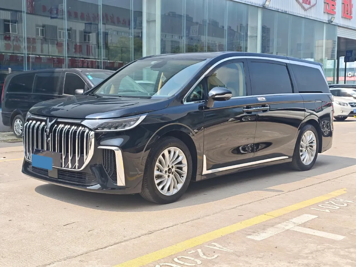 2022 Voyah Dream 1.5T 136HP L4 PHEV 25.57KWH,autocango,china used car exporter,china ev exporter,chinese used car exporter,chinese used ev exporter