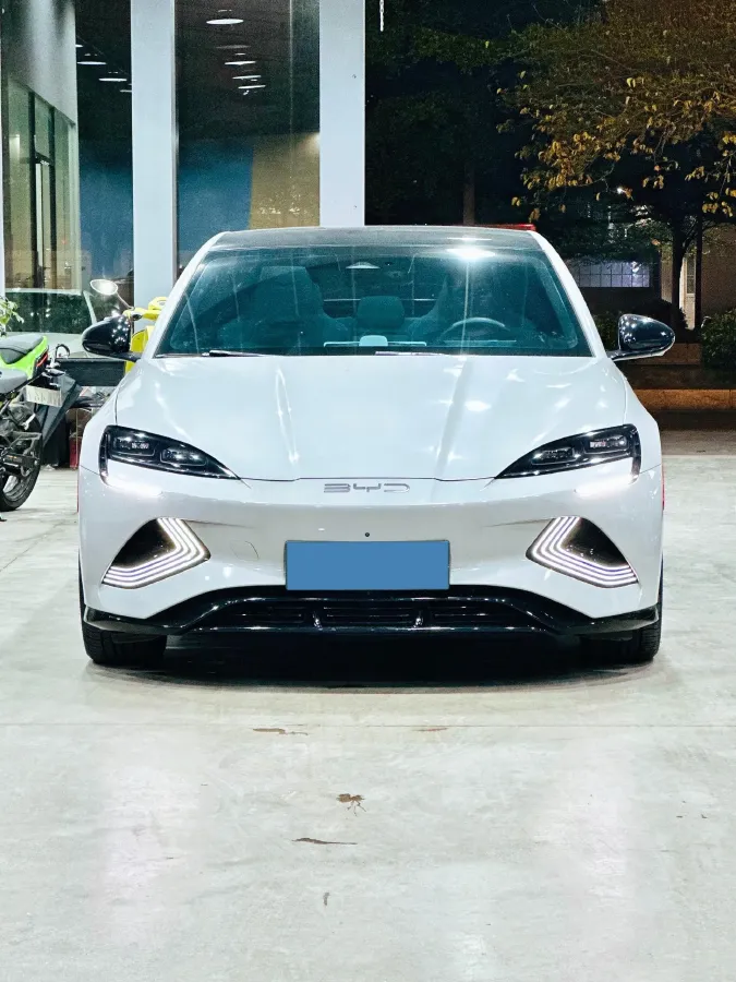 2023 BYD Seal BEV 61.4KWH,autocango,china used car exporter,china ev exporter,chinese used car exporter,chinese used ev exporter