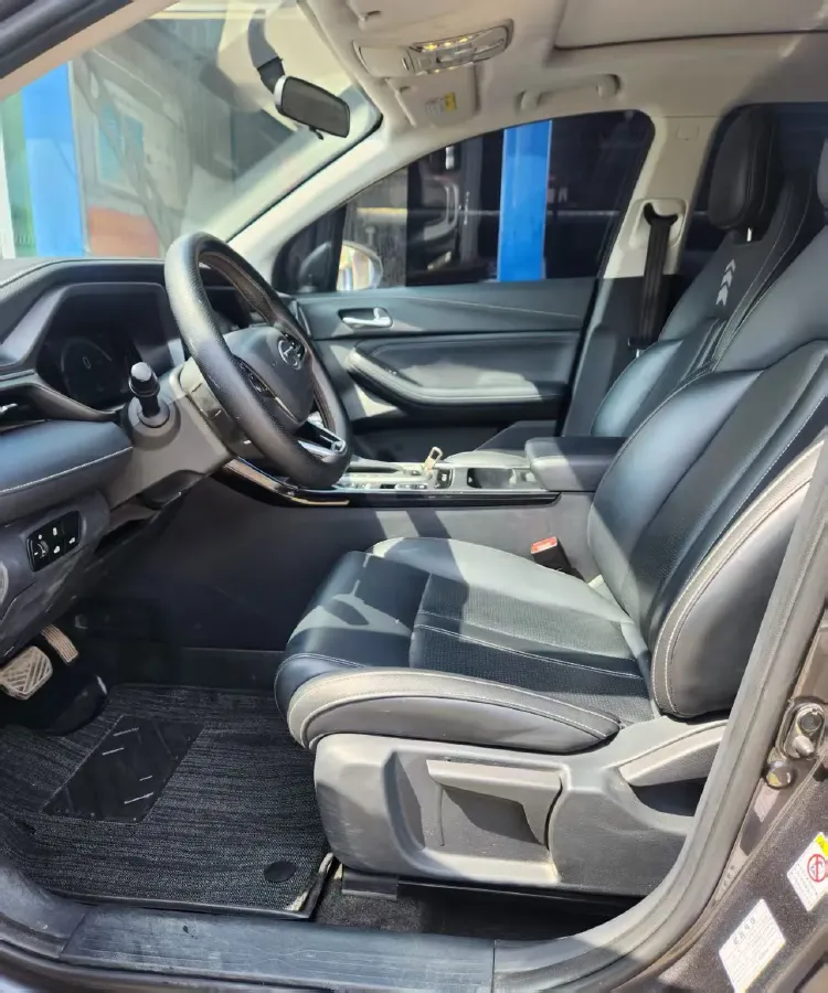 2022 GAC Trumpchi GS4 1.5T 169HP L4 6AT,autocango,china used car exporter,china ev exporter,chinese used car exporter,chinese used ev exporter