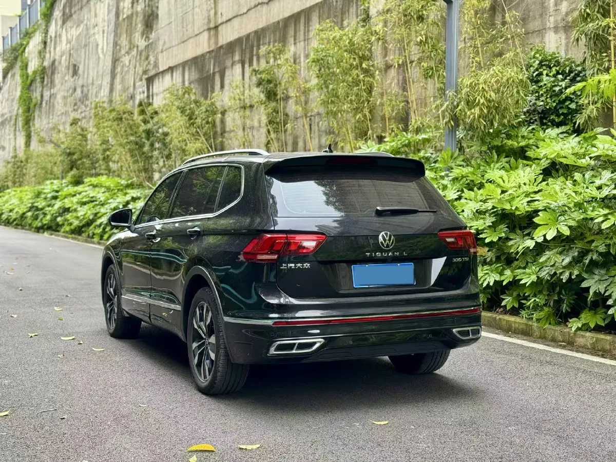 2023 Volkswagen Tiguan L 2.0T 186HP L4 7DCT,autocango,china used car exporter,china ev exporter,chinese used car exporter,chinese used ev exporter