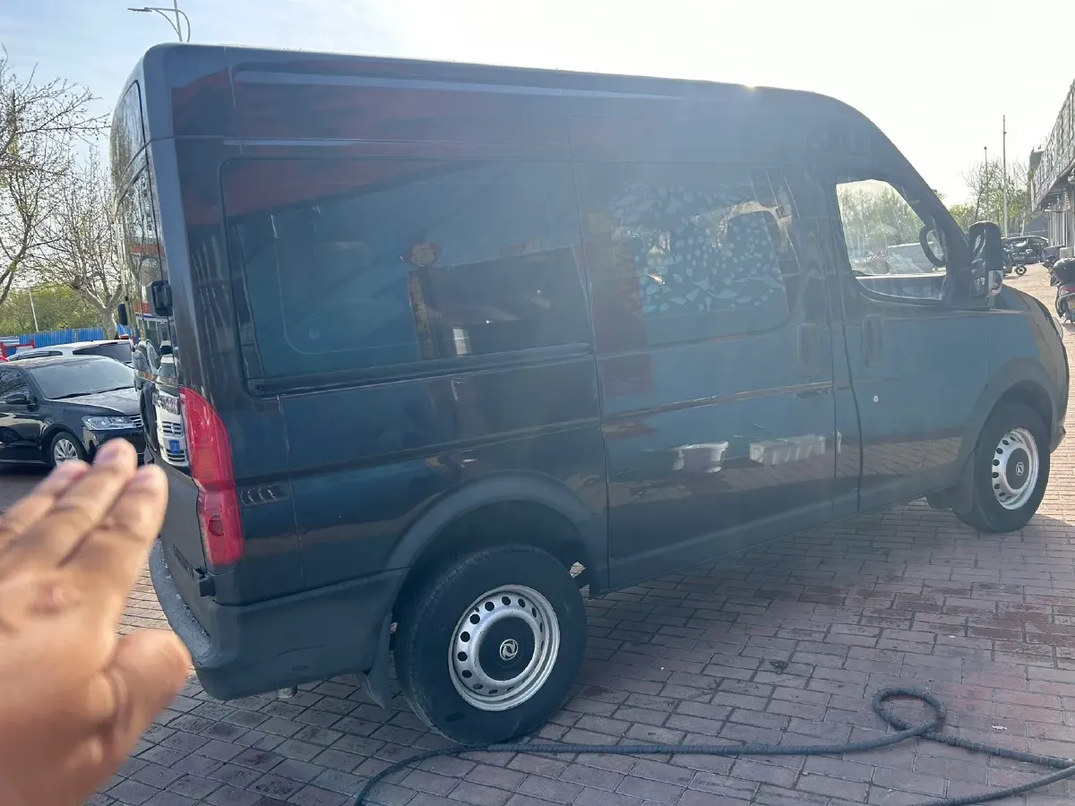 2019 JMC YuHu 5 2.0T 142HP L4 6MT,autocango,china used car exporter,china ev exporter,chinese used car exporter,chinese used ev exporter