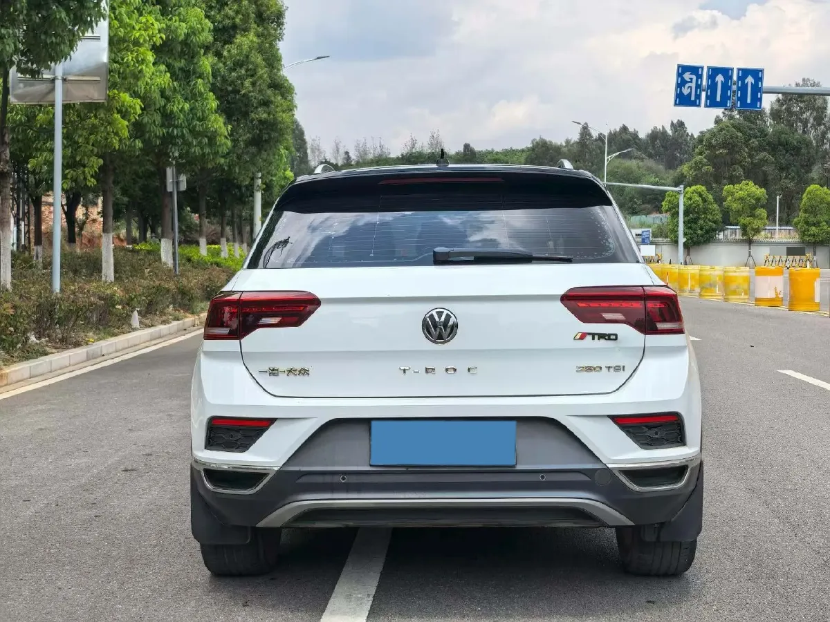 2020 Volkswagen T-Roc 1.4T 150HP L4 7DCT,autocango,china used car exporter,china ev exporter,chinese used car exporter,chinese used ev exporter