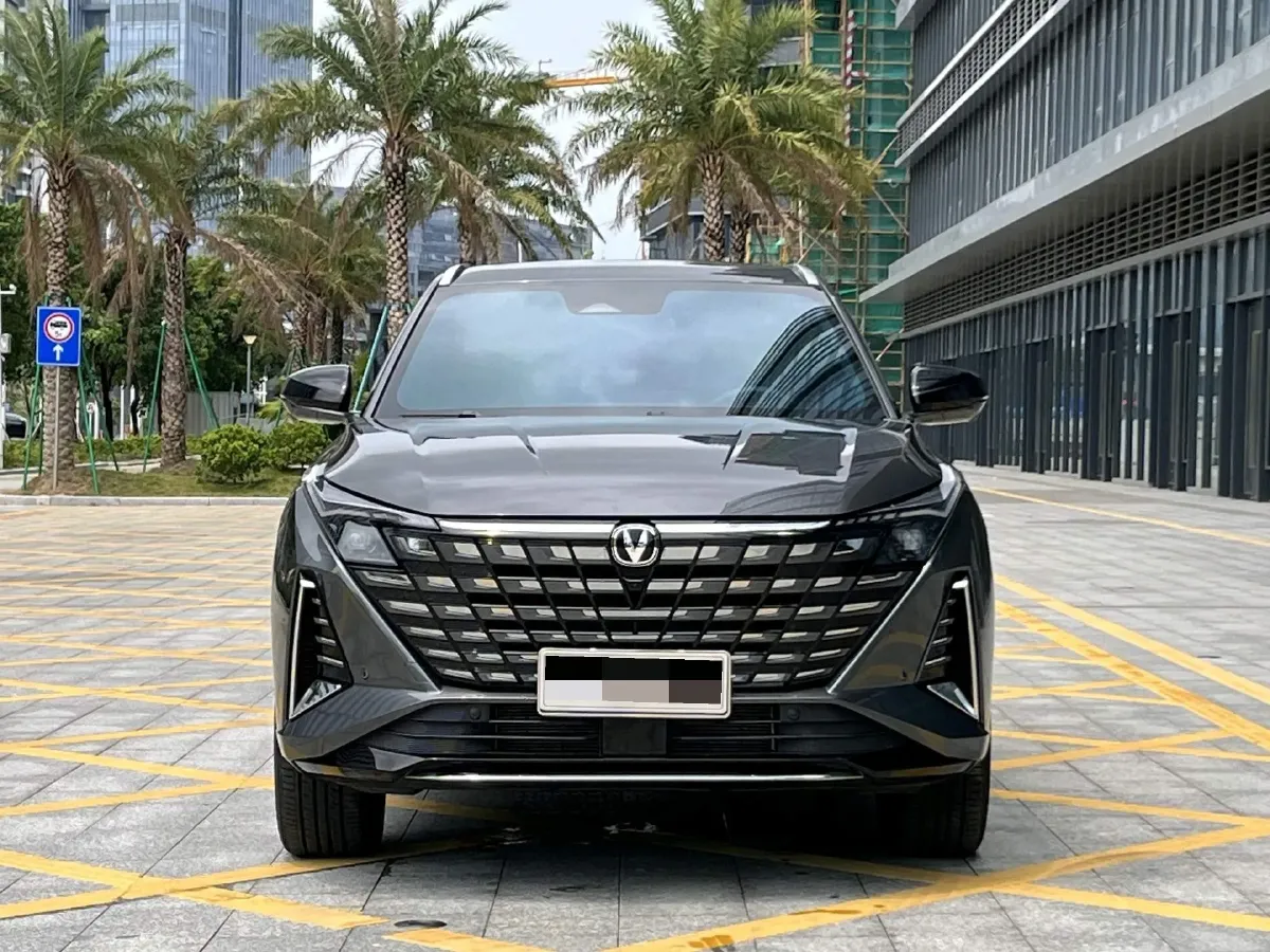 2025 ChangAn UNI-Z 1.5T 192HP L4 7DCT,autocango,china used car exporter,china ev exporter,chinese used car exporter,chinese used ev exporter