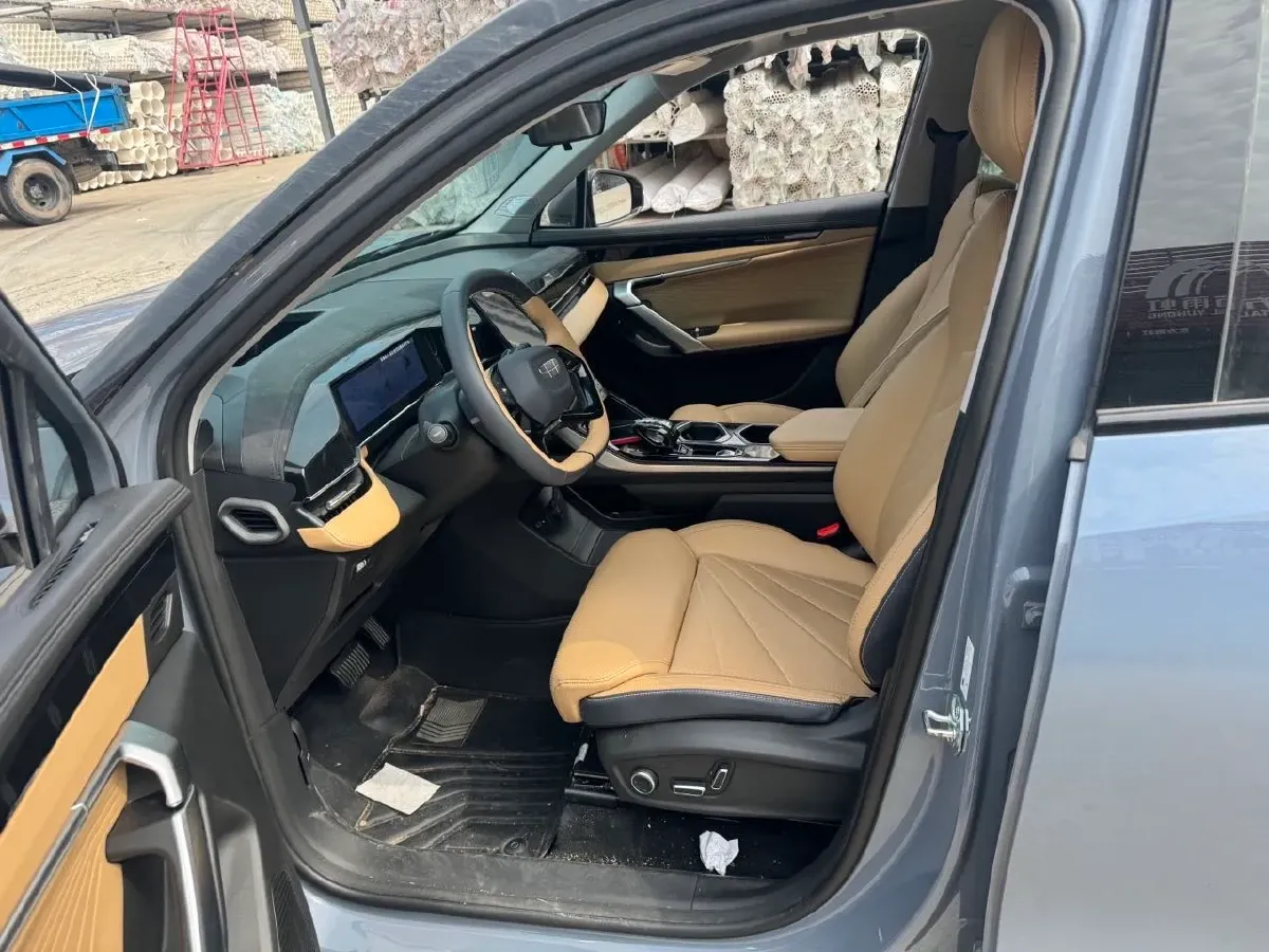 2023 Geely StarRay 2.0T 218HP L4 7DCT,autocango,china used car exporter,china ev exporter,chinese used car exporter,chinese used ev exporter