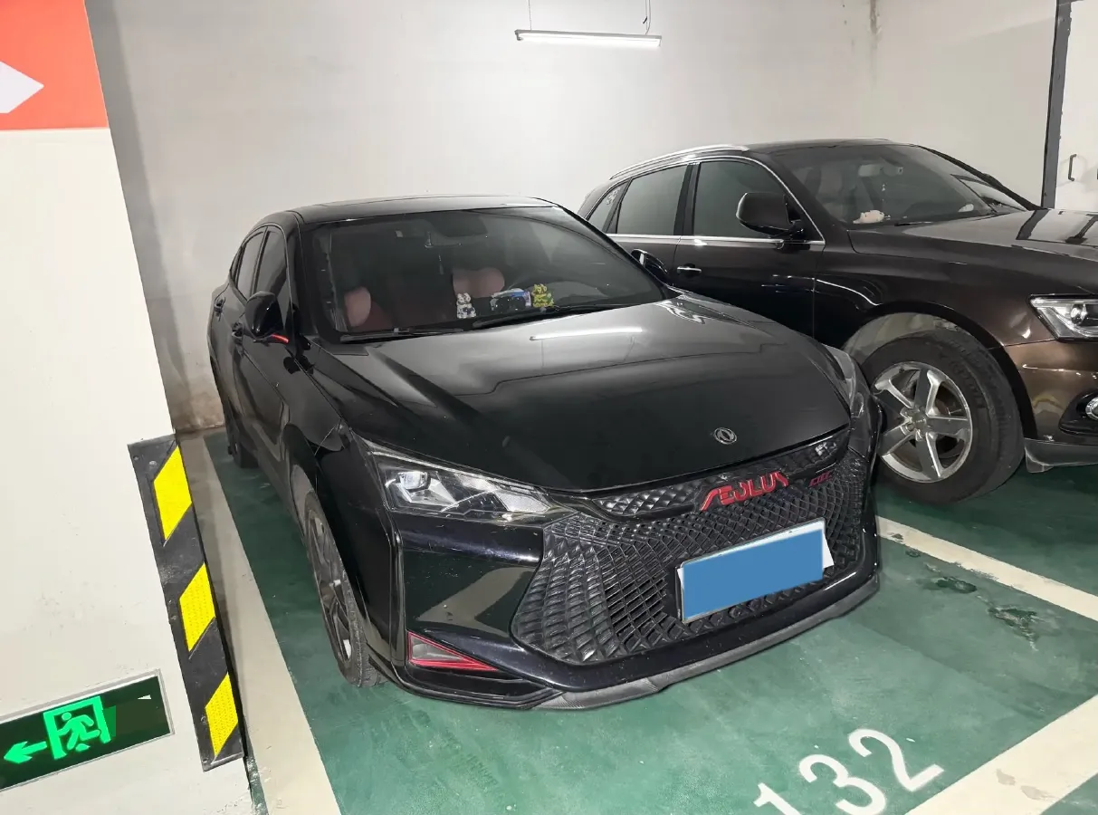 2022 DongFeng Aeolus YiXuan 1.5T 150HP L4 6DCT,autocango,china used car exporter,china ev exporter,chinese used car exporter,chinese used ev exporter
